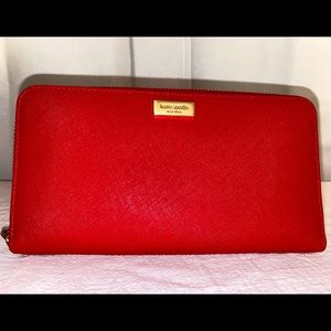 Kate Spade wallet NWT